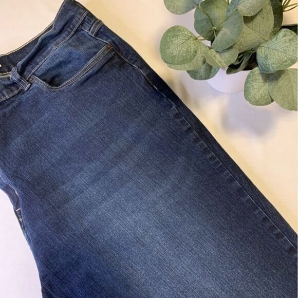 True Craft Big Men Jeans, Size‎ 48/30, Dark Wash No Distressing - Picture 1 of 8